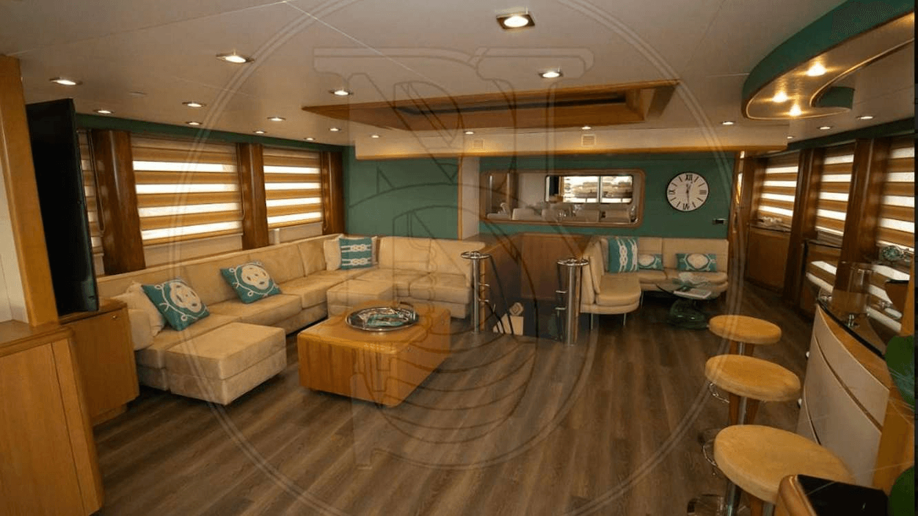 Angeles yacht thumbnail 5