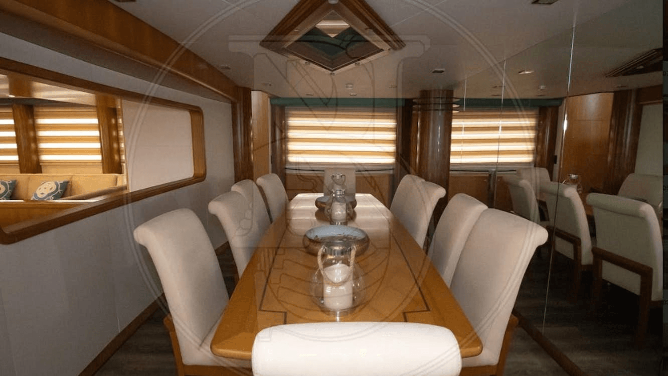 Angeles yacht thumbnail 9