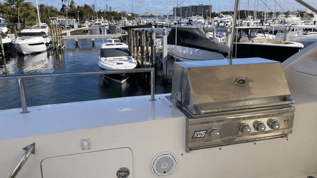 Angeles yacht thumbnail 38