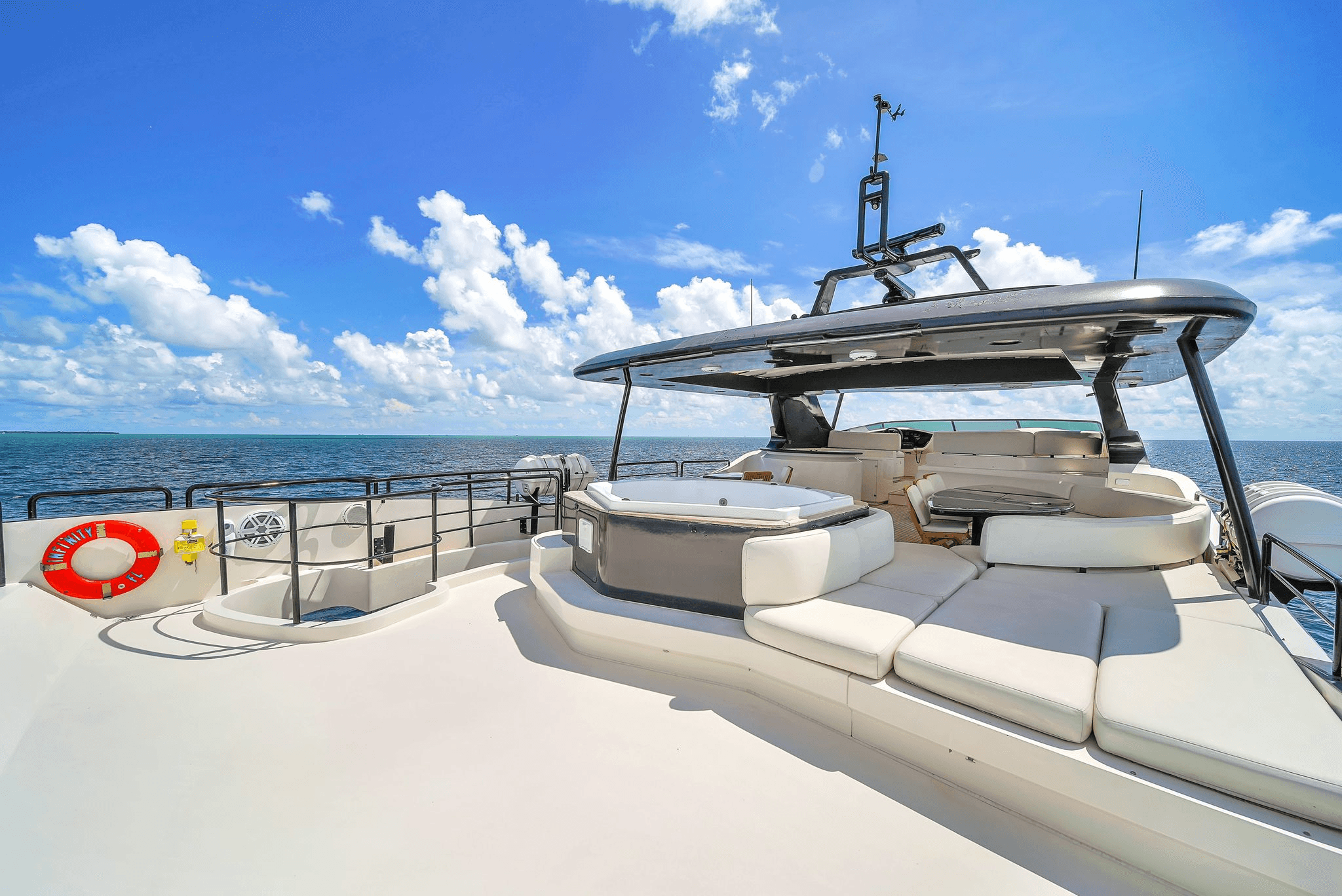 Infinity yacht thumbnail 15