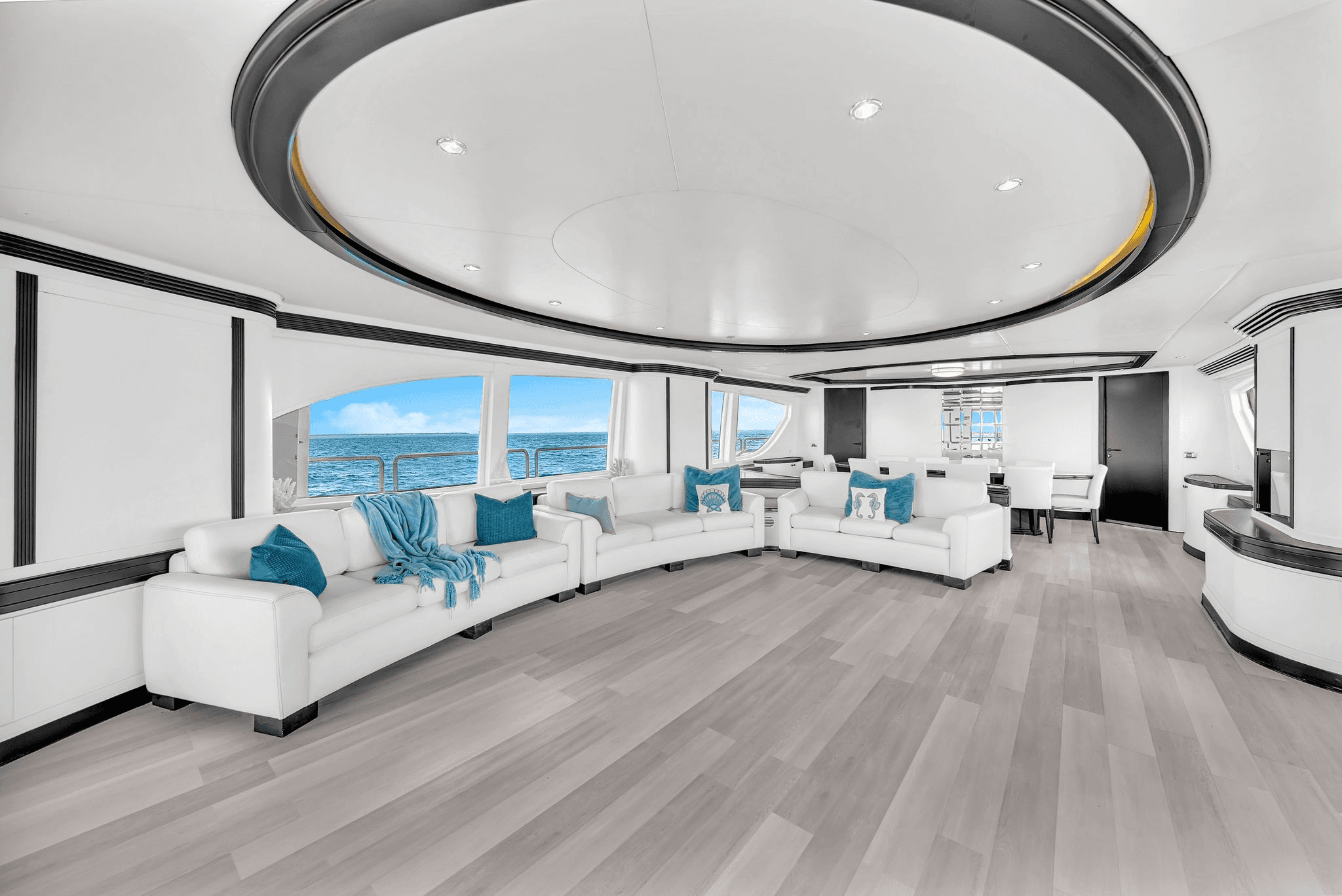 Infinity yacht thumbnail 45