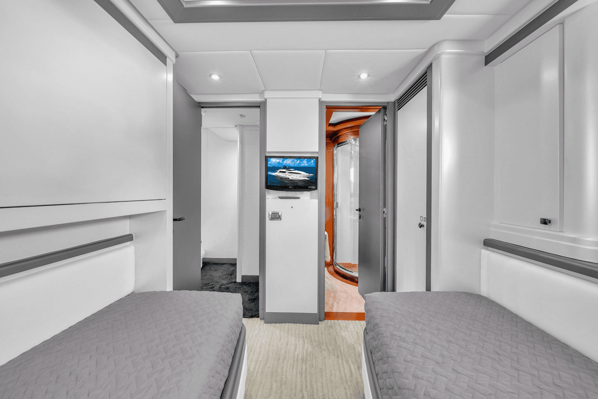 Infinity yacht thumbnail 49